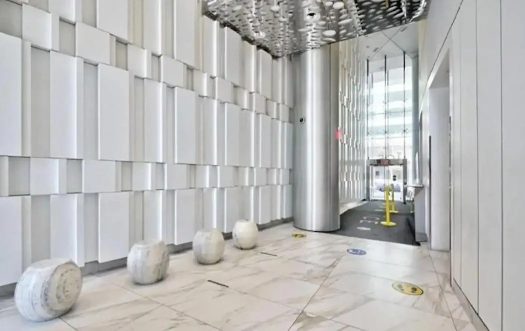 Entire 1 Bedroom Condo + Den Downtown Toronto Appartement