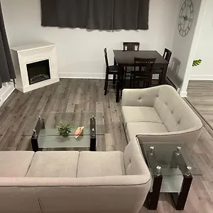Elk Trail Side Apartment Victoria