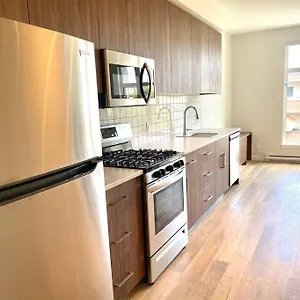 Lovely Brand New Apartment Sidney